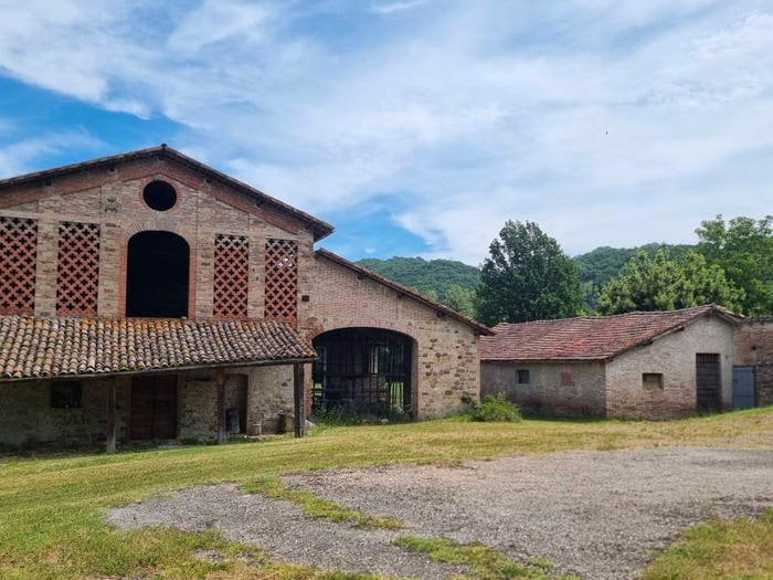 Casa in vendita in Strada per Corniglio, Berzola, Langhirano