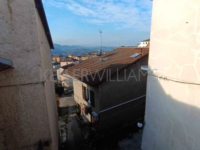 Appartamento trilocale in vendita in Vico Cantu, Centro, Bosio
