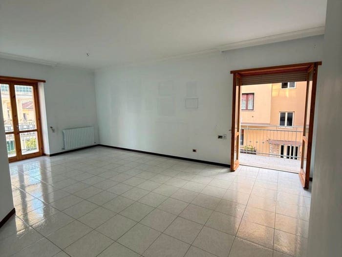Appartamento quadrilocale in vendita in Via Palazzo, Centro, Formia