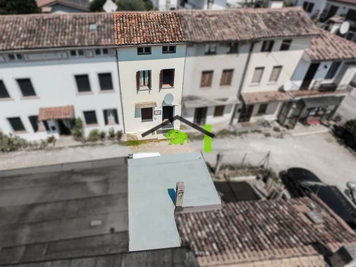 Casa con 6 locali in vendita in Via Valbona, Centro, Caneva