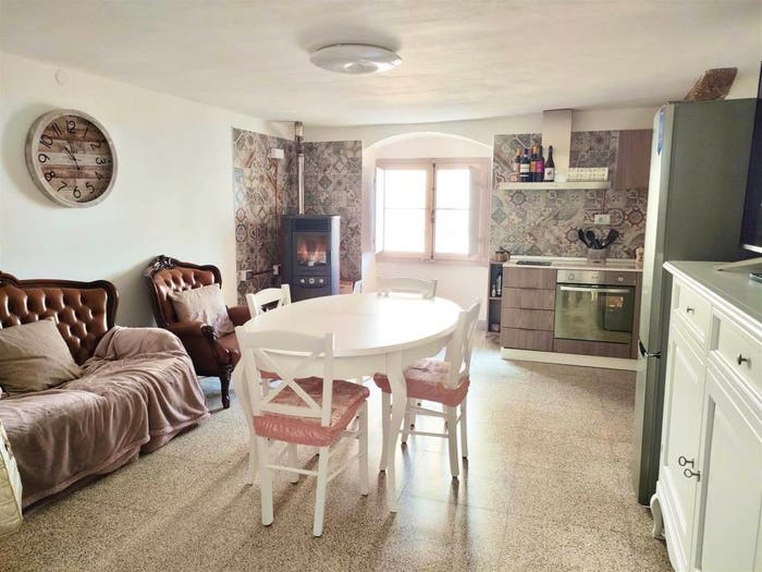 Appartamento quadrilocale in vendita in Via Giganti, Centro, Fossombrone