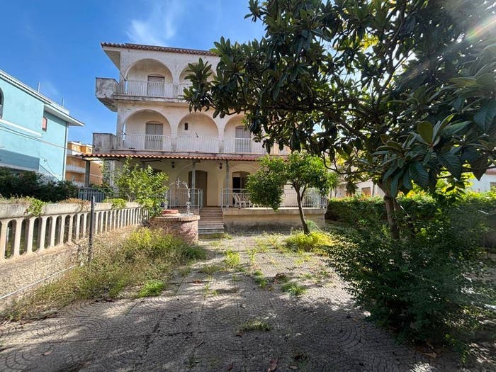 Appartamento quadrilocale in vendita in Via Azzurri dei Due Mari Azzurri, Cartolano, Falerna