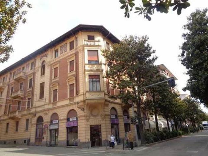 Appartamento con 6 locali in vendita in Via Alfieri No Number, Centro, Acqui Terme