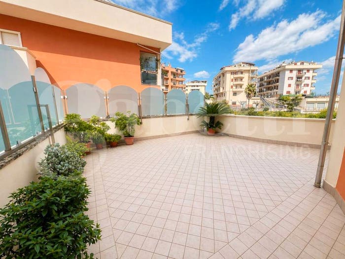 Appartamento quadrilocale in vendita in VIA ANTONIO LAVIA, CoriglianoRossano