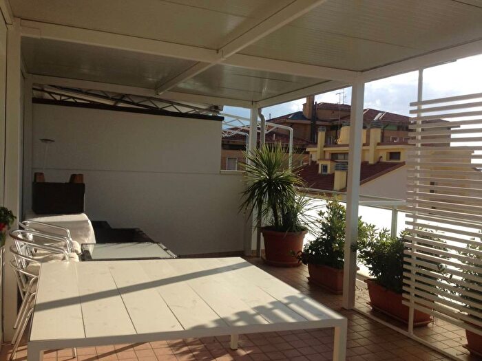 Appartamento con 5 locali in vendita in Via Mancini SNC, Pantano, Pesaro