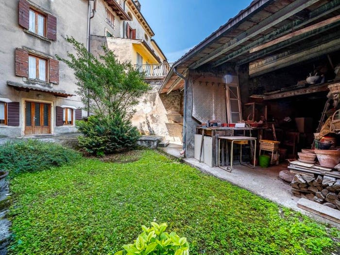 Casa quadrilocale in vendita in Piazza Vittorio Emanuele, Negrar, Negrar di Valpolicella