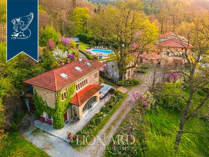Casa con 6 locali in vendita in Le Piastre, Pistoia