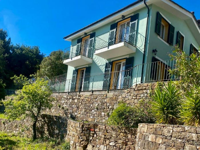 Casa con 6 locali in vendita in Castelvecchio, Imperia