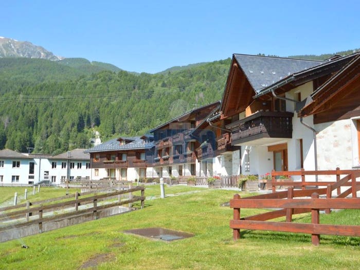 Appartamento bilocale in vendita in Via Milano, Centro, Bormio