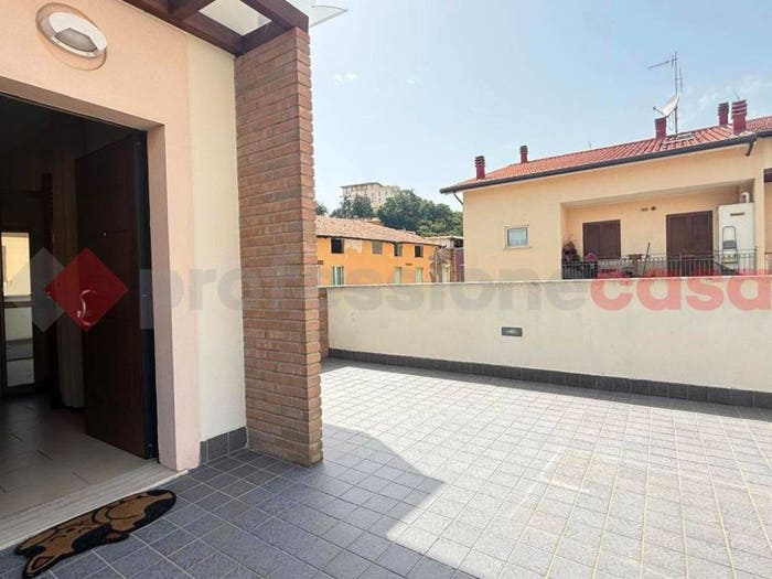 Casa con 5 locali in vendita in Via Vecchia Fiuggi, Fiuggi