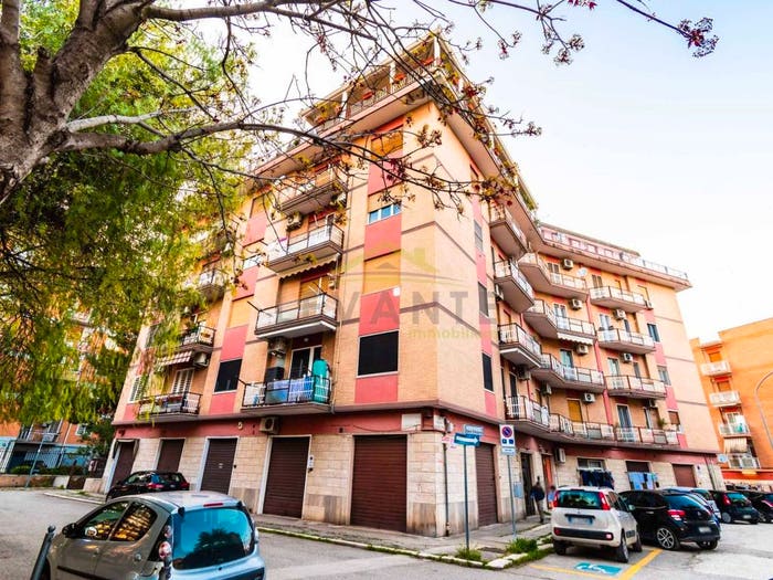 Appartamento trilocale in vendita in Via Salvo D'Acquisto, San Ciro Stadio, Foggia