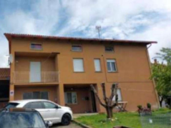 Appartamento con 5 locali in vendita in Vocabolo Strada della Fattoria, Spada, Gubbio