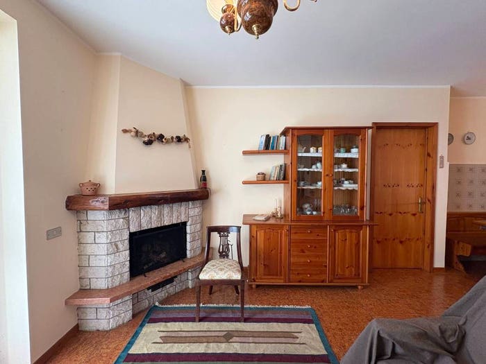Appartamento bilocale in vendita in Via Fiorine, Centro, Clusone