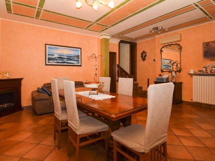 Casa con 5 locali in vendita in Centro, Castelnovo di Sotto
