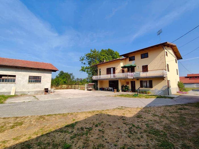 Casa con 6 locali in vendita in Via Rassano Sottano, San Lorenzo, Peveragno
