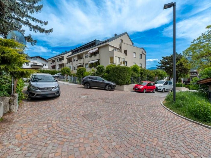 Appartamento trilocale in vendita in Via Alois Vittur, Centro, Varna