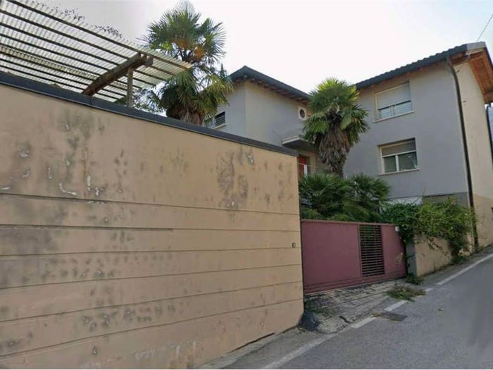 Casa con 6 locali in vendita in via vallone, Centro, Caneva