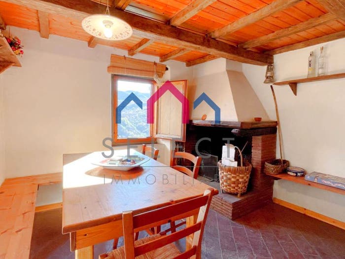 Casa quadrilocale in vendita in Bagni di Lucca