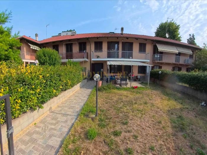 Casa quadrilocale in vendita in Via G B de la Salle Grugliasco, Centro, Grugliasco