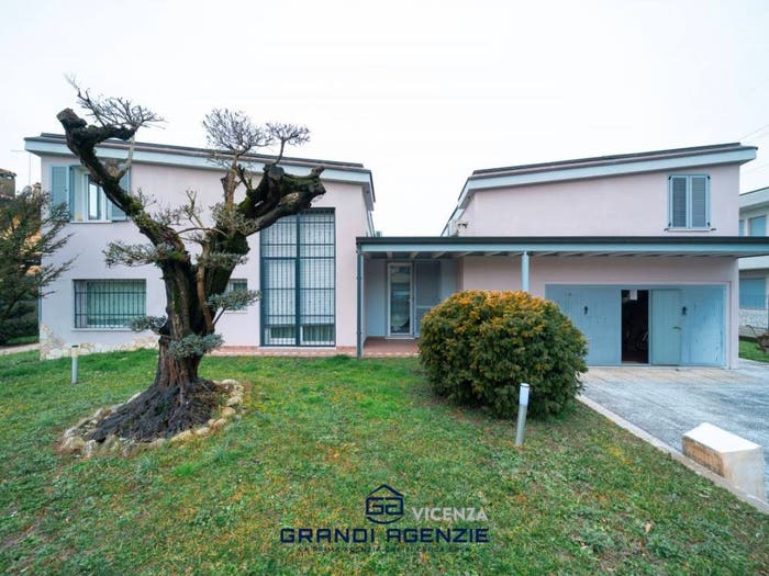 Casa con 5 locali in vendita in Cavazzale, Centro, Monticello Conte Otto