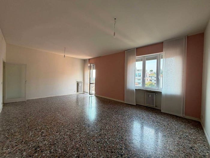 Appartamento quadrilocale in vendita in Centro, Bergamo