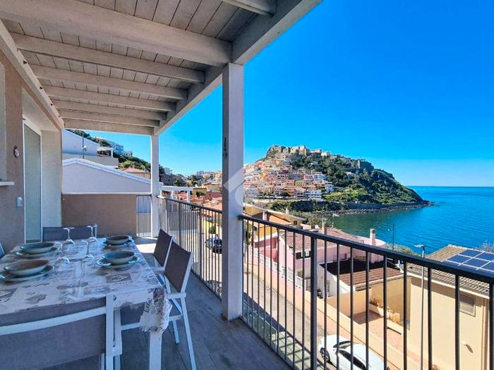 Appartamento trilocale in vendita in Via Antonio Segni, Centro, Castelsardo