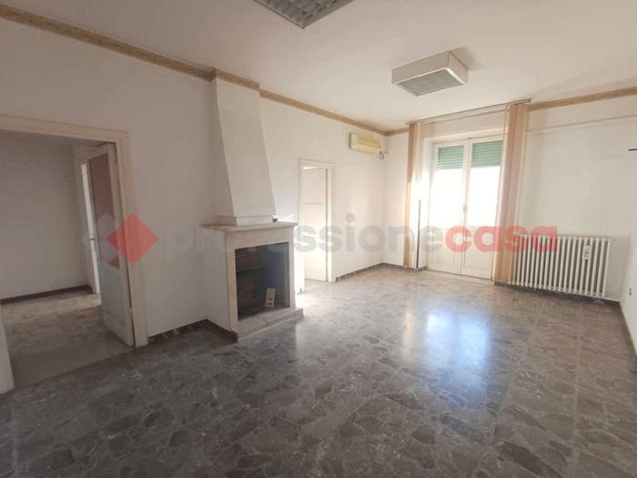 Appartamento con 5 locali in vendita in VIA CAMPIDOGLIO, Centro, Ceprano