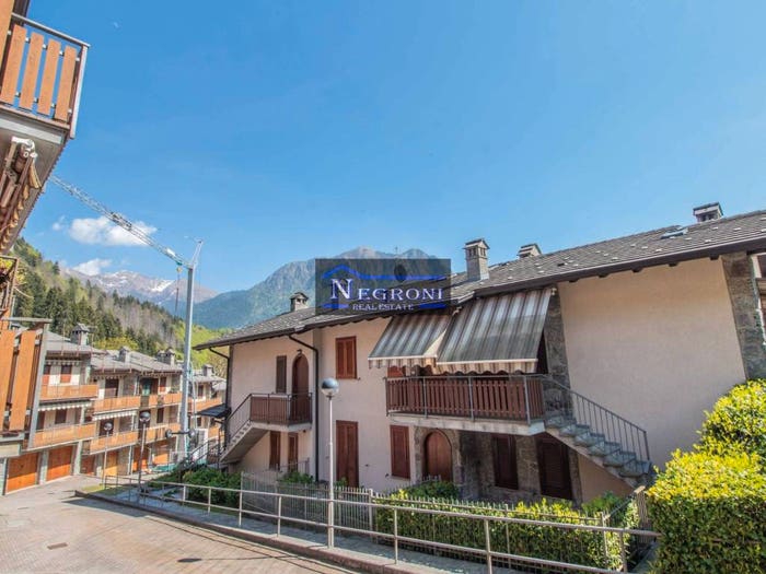 Appartamento bilocale in vendita in Via Provinciale, Centro, Valgoglio