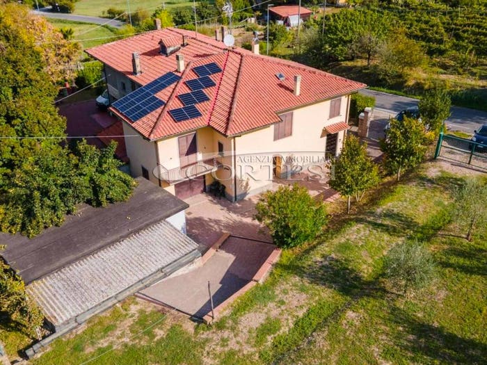 Casa quadrilocale in vendita in Monte Sopra Rondine, Indicatore, Arezzo
