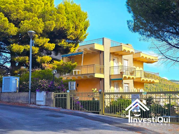 Appartamento monolocale in vendita in Via Piave, Centro, Pietra Ligure
