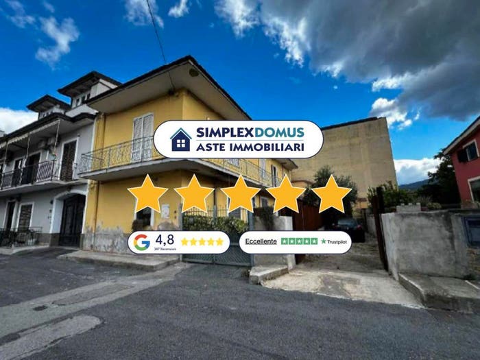 Appartamento con 5 locali in vendita in Trieste, Palma Campania