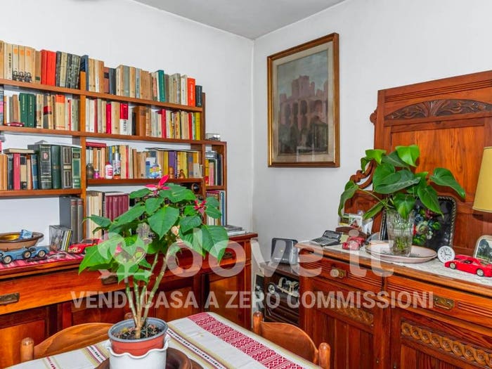 Casa con 6 locali in vendita in via Provinciale, Piazze, Cetona