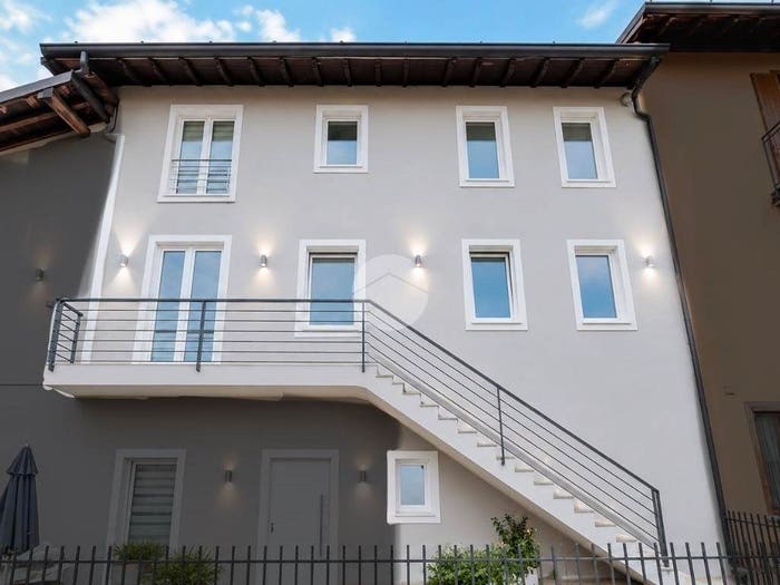 Appartamento quadrilocale in vendita in Via Pontoglio, Chiari