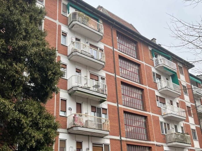 Appartamento con 5 locali in vendita in Via Palmiro Togliatti, Centro, Locate di Triulzi