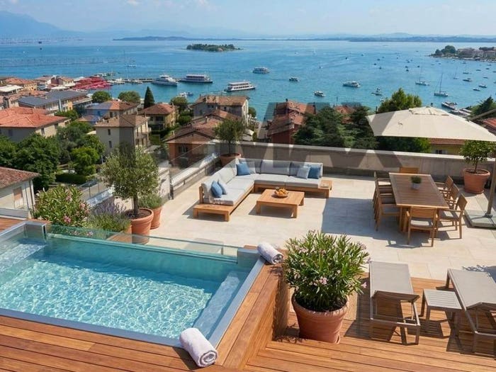 Casa quadrilocale in vendita in VIA VENETO, Centro Storico, Desenzano del Garda