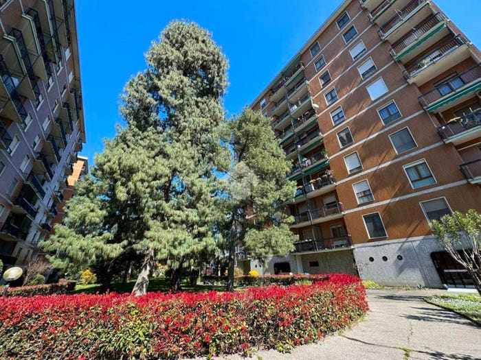 Appartamento trilocale in vendita in Via Niccolò Copernico, Corsico