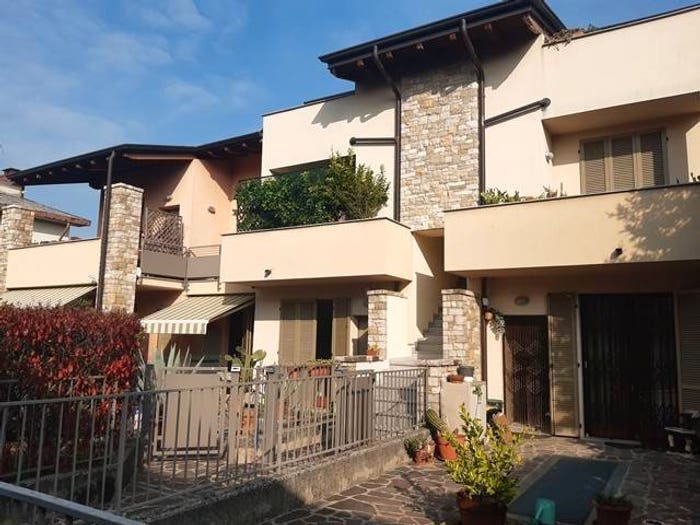 Appartamento bilocale in vendita in Via Fratelli Cervi, Centro, Capriate San Gervasio