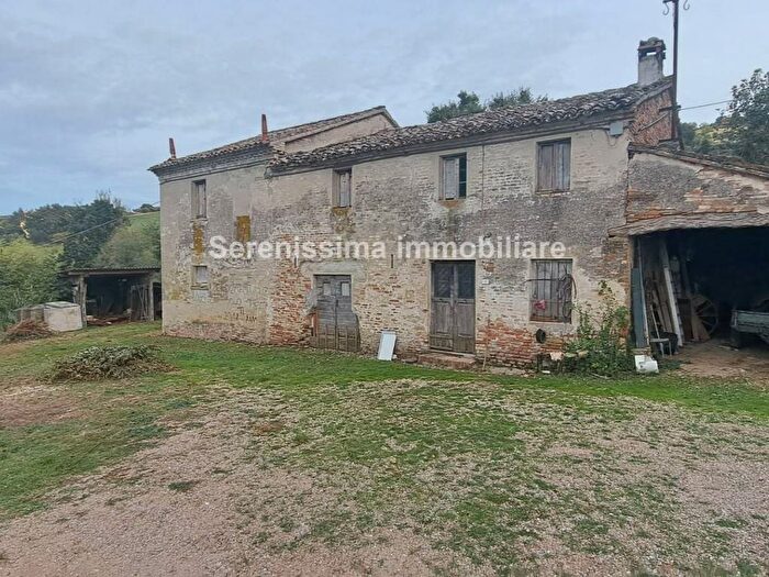 Casa in vendita in Centro, Montelabbate
