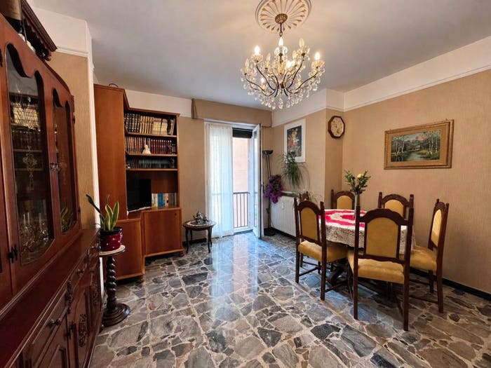 Appartamento trilocale in affitto in Via Carlo Camozzi, Centro, Menaggio