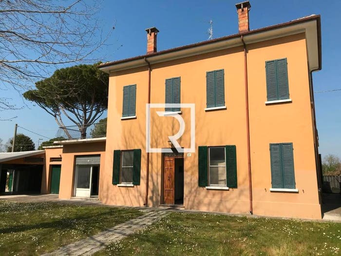 Casa con 6 locali in vendita in Castiglione Villa Inferno Montaletto, Cervia