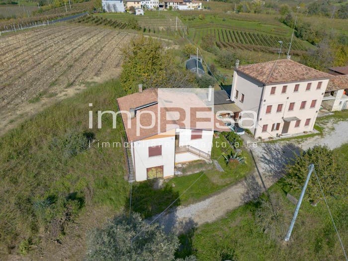 Casa con 6 locali in vendita in VIA GUIZZA, Conegliano