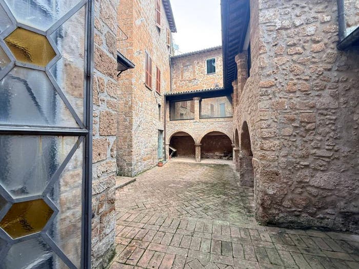 Appartamento quadrilocale in vendita in Via Angelo da Orvieto, Centro, Orvieto