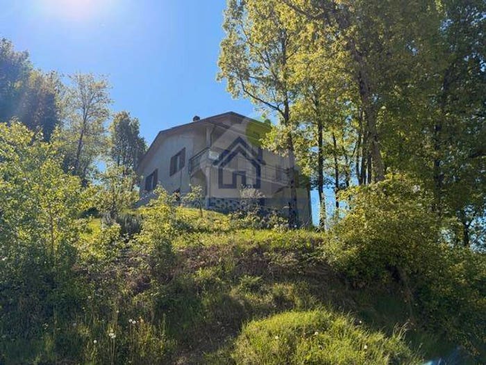 Casa con 6 locali in vendita in LOCALITA' CROCE BETTOLA, San Giovanni San Bernardino, Bettola