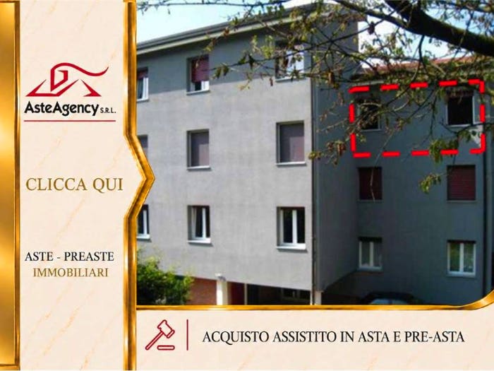 Appartamento quadrilocale in vendita in Via cazzane, Germignaga