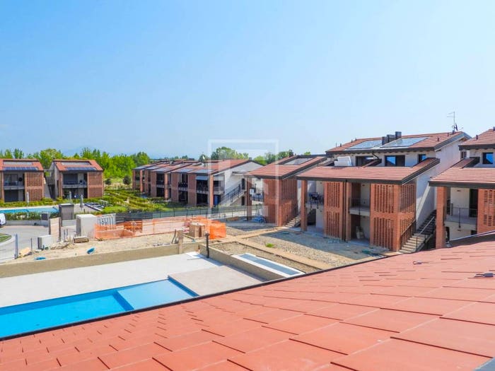 Appartamento trilocale in vendita in VIA MARZAN, Centro, Peschiera del Garda