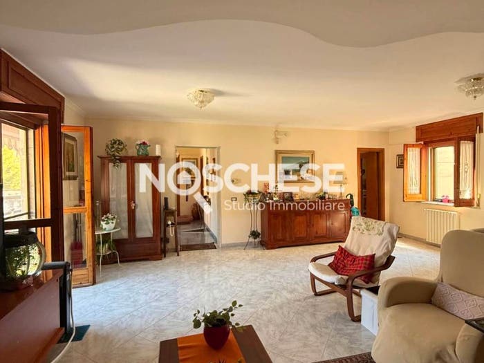 Appartamento con 6 locali in vendita in Via Puglie, Pontecagnano, Pontecagnano Faiano
