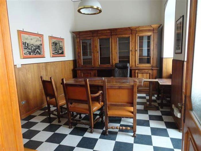 Appartamento con 5 locali in vendita in Via Giuseppe Berio, Oneglia, Imperia