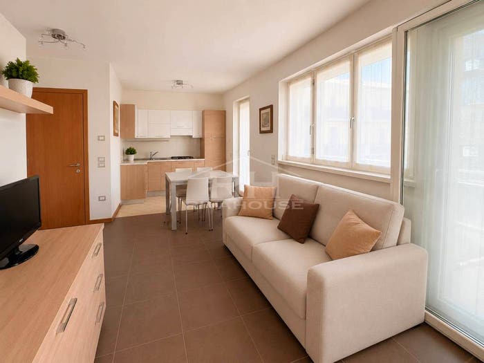 Appartamento trilocale in vendita in Strada Granda, Centro, NagoTorbole
