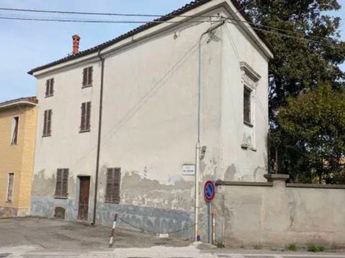 Casa con 6 locali in vendita in Vicolo Astori, Centro, Castelletto Monferrato