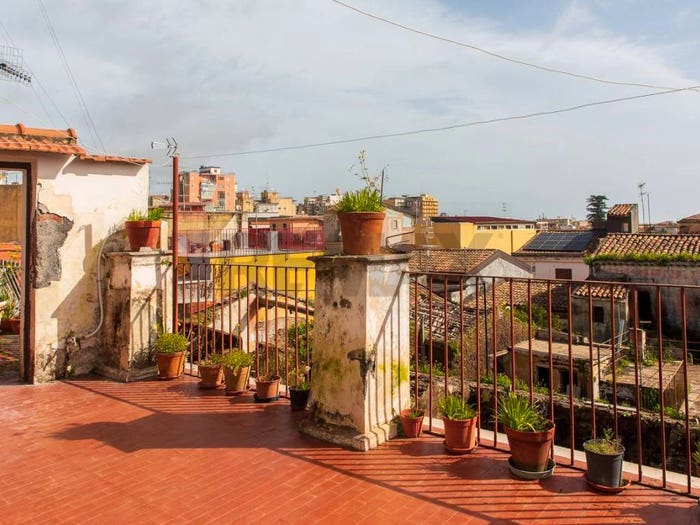 Casa quadrilocale in vendita in via Penelope, Centro Storico, Acireale